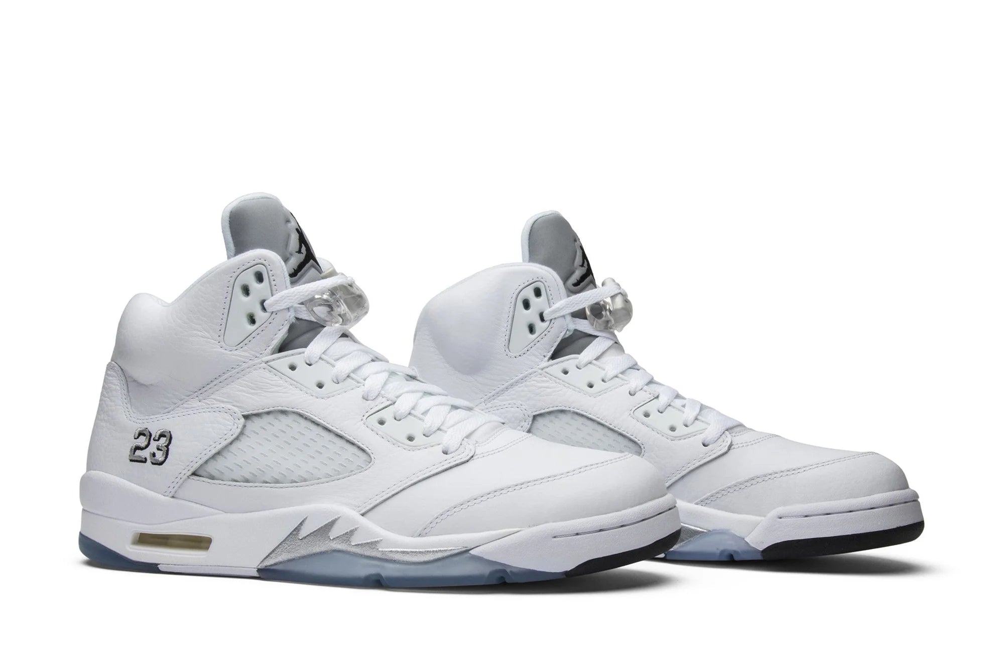 Jordan 5 Retro
Metallic White (2015)